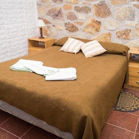 Hostal "El Tomolasta" Ла-Каролина Экстерьер фото